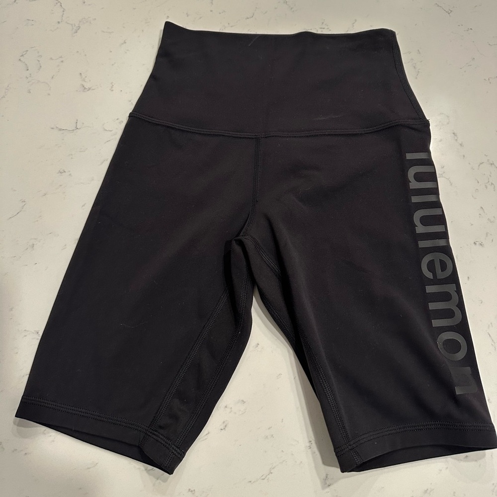 lululemon athletica Women's Black Bike Shorts - align